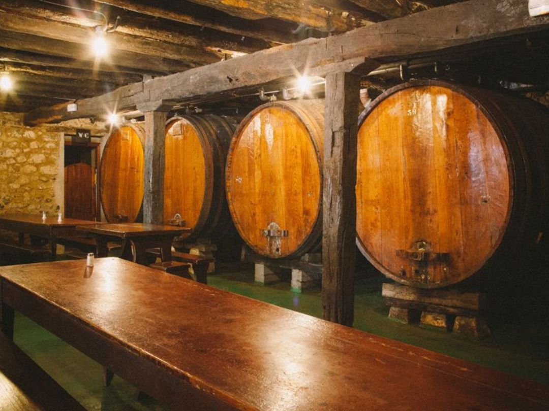 Las sidrerías se reinventan con jarras de sidra que sustituyen al tradicional txotx Las sidrerías se reinventan con jarras de sidra que sustituyen al tradicional txotx
