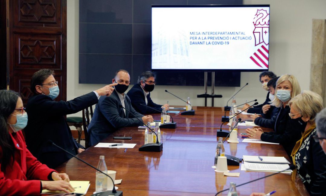 El president de la Generalitat, Ximo Puig, preside la reunión de la Mesa Interdepartamental para la Prevención y Actuación ante la COVID-19 El president de la Generalitat, Ximo Puig, preside la reunión de la Mesa Interdepartamental para la Prevención y Actuación ante la COVID-19
