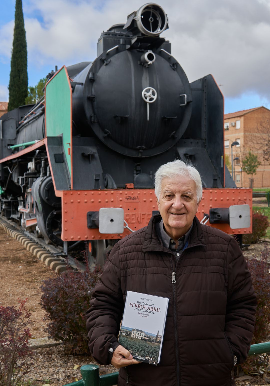 Agustín Jiménez, autor del libro "Historia del ferrocarril en Ciudad Real desde 1846 a 1941" Agustín Jiménez, autor del libro "Historia del ferrocarril en Ciudad Real desde 1846 a 1941"