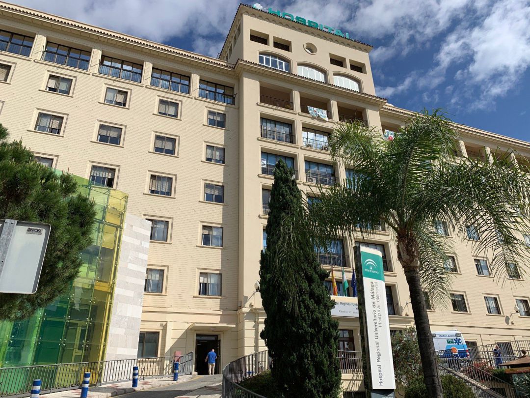 Fachada del Hospital Regional de Málaga Fachada del Hospital Regional de Málaga