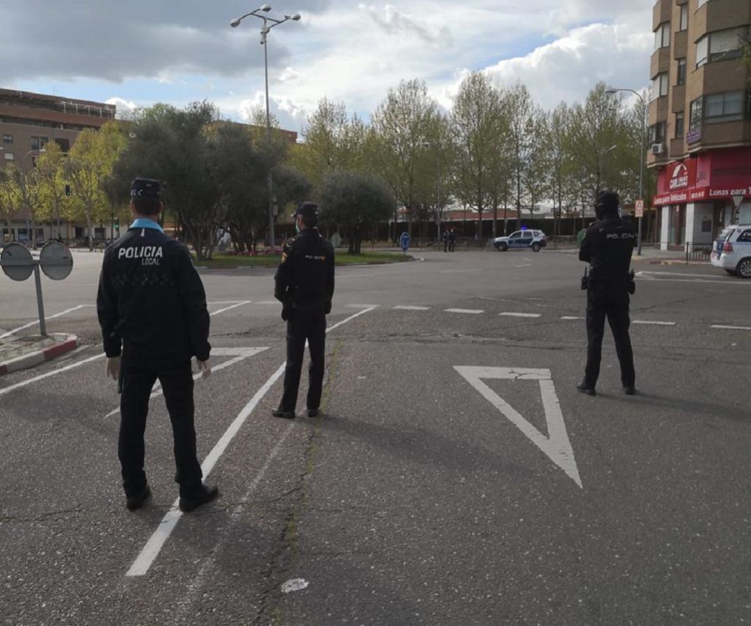 Efectivos policiales Efectivos policiales