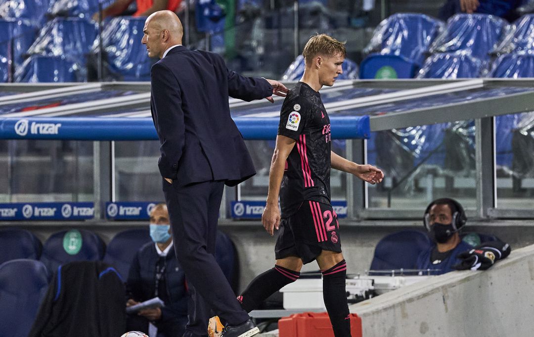 Odegaard es sustituido por Zidane en Anoeta, esta temporada Odegaard es sustituido por Zidane en Anoeta, esta temporada