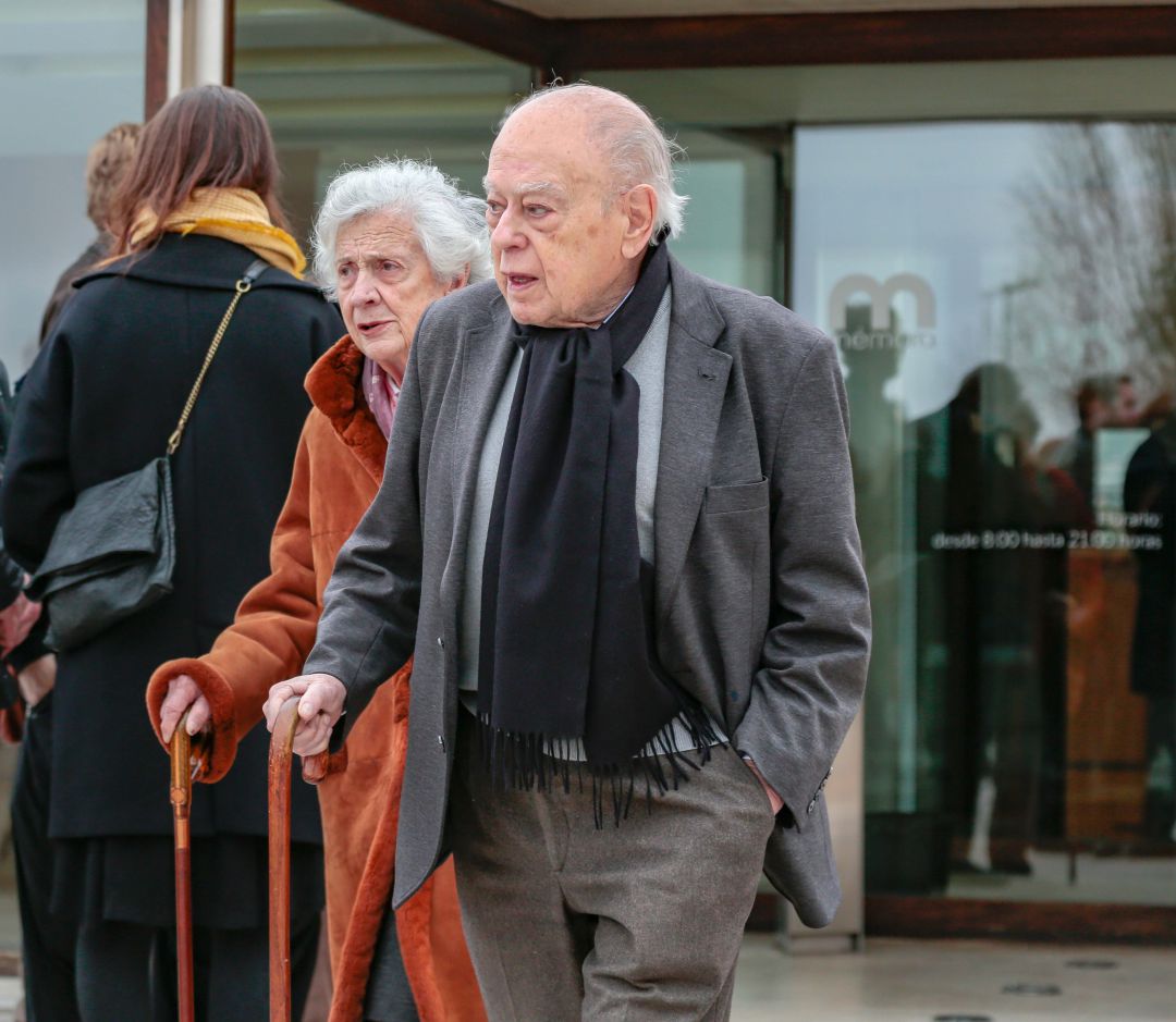 Jordi Pujol y su mujer Marta ferrusola en una foto de archivo de febrero de 2020 Jordi Pujol y su mujer Marta ferrusola en una foto de archivo de febrero de 2020