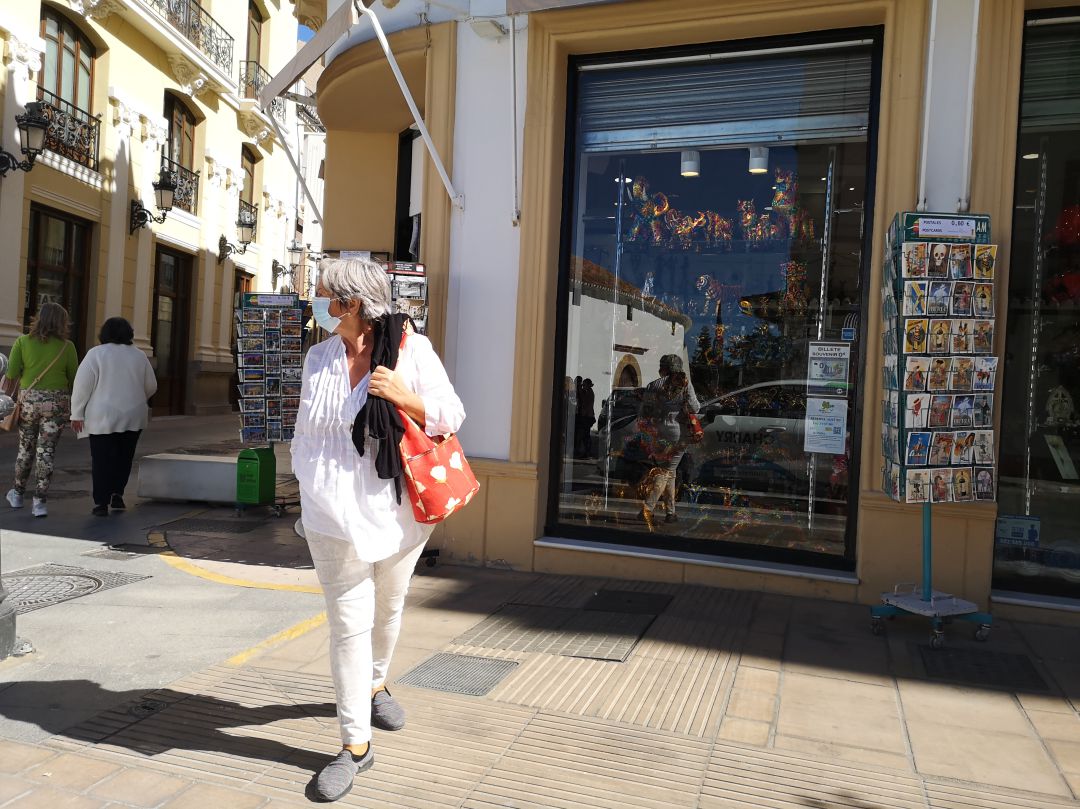 Si lo confirma el gobierno andaluz los establecimientos no esenciales rondeños tendrán que cerrar sus puertas desde el sábado Si lo confirma el gobierno andaluz los establecimientos no esenciales rondeños tendrán que cerrar sus puertas desde el sábado