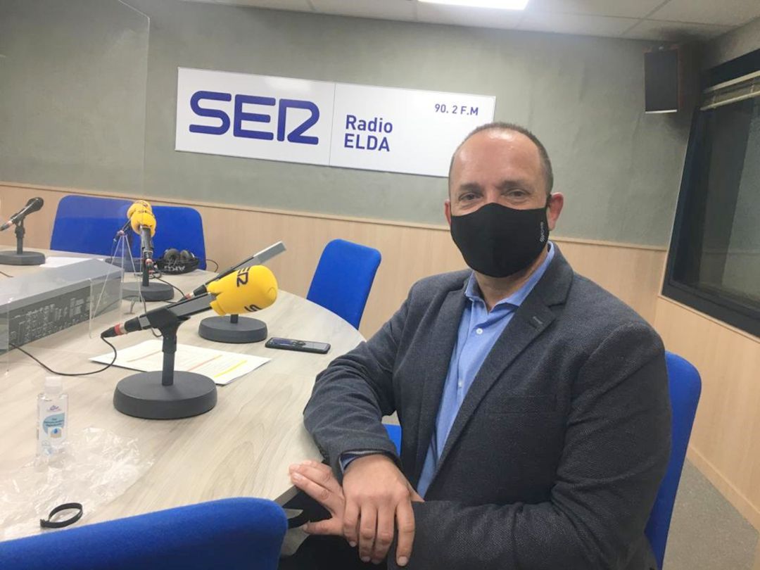 Rubén Martínez Dalmau en Radio Elda Cadena SER Rubén Martínez Dalmau en Radio Elda Cadena SER