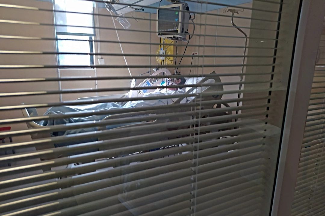 Un pacient semicrític ingressat a la Unitat de Monitoratge d'Urgències de l'hospital de Figueres Un pacient semicrític ingressat a la Unitat de Monitoratge d'Urgències de l'hospital de Figueres