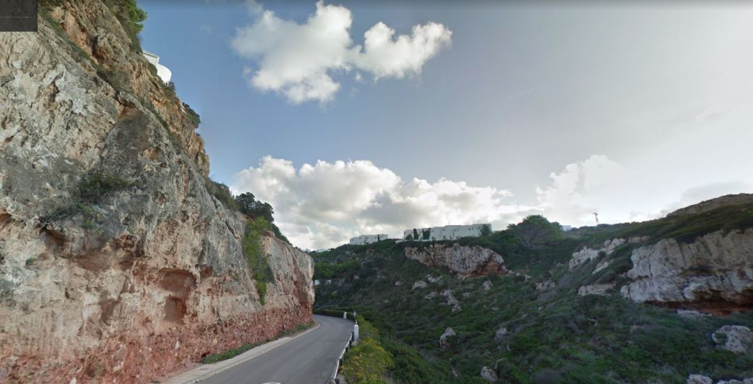 Desnivell a Cala Morell Desnivell a Cala Morell