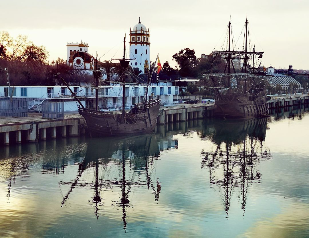 La Nao Victoria y el Galeón Andalucía en Sevilla La Nao Victoria y el Galeón Andalucía en Sevilla