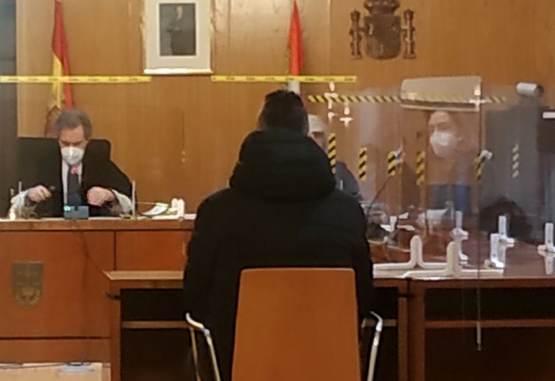 El condenado, durante la breve vista en la Audiencia de Valladolid El condenado, durante la breve vista en la Audiencia de Valladolid