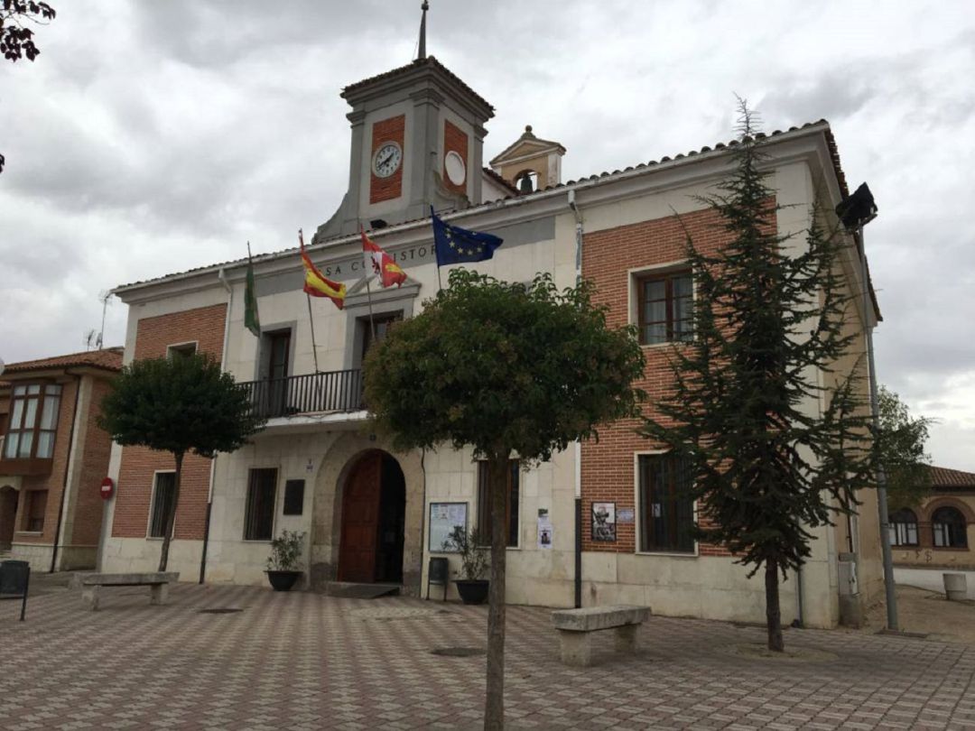 Ayuntamiento de Valdestillas, imagen de archivo Ayuntamiento de Valdestillas, imagen de archivo