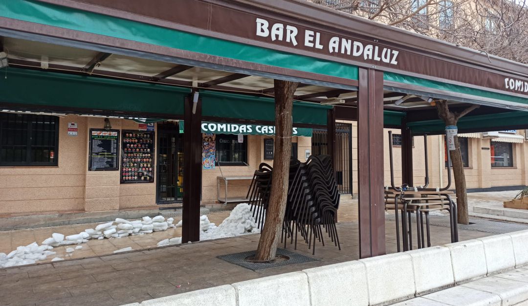 Bar situado en Velilla de San Antonio. Bar situado en Velilla de San Antonio.