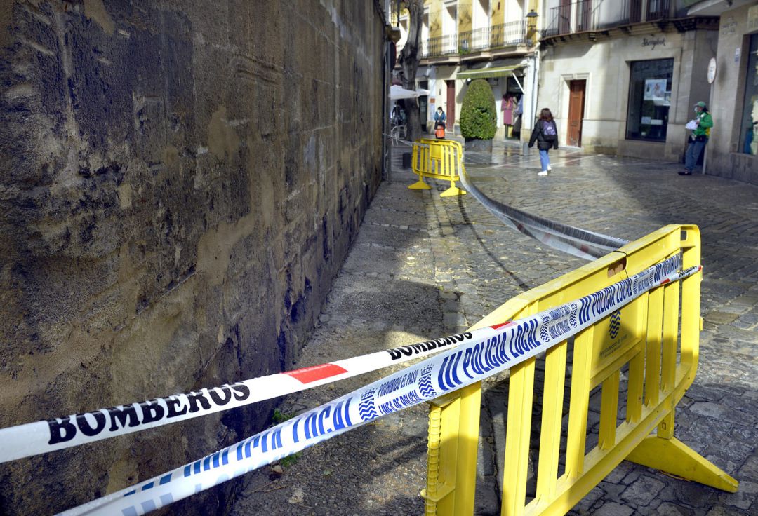 La zona todavía continúa acordonada La zona todavía continúa acordonada