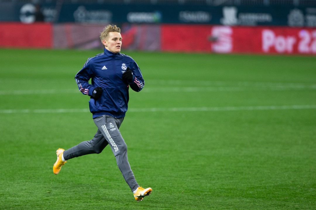 Odegaard corre en La Rosaleda tras no jugar en la semifinal de la Supercopa Odegaard corre en La Rosaleda tras no jugar en la semifinal de la Supercopa