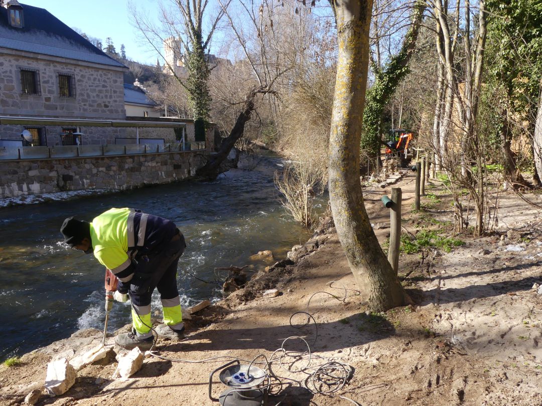 Obras en el Río Eresma Obras en el Río Eresma