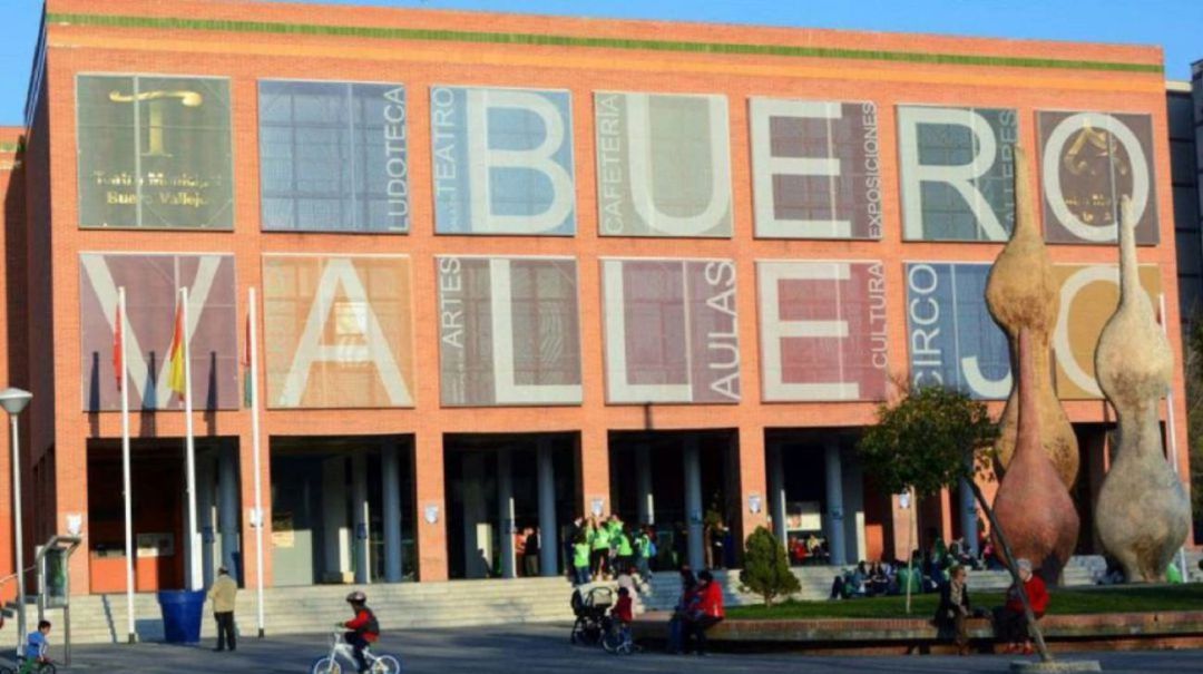 Fachada del Teatro Buero Vallejo de Alcorcón Fachada del Teatro Buero Vallejo de Alcorcón