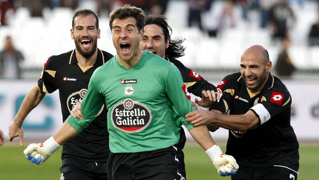 Dani Aranzubia celebra su gol en Almería Dani Aranzubia celebra su gol en Almería