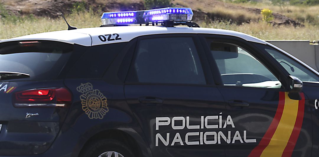 Vehículo de la Policía Nacional Vehículo de la Policía Nacional