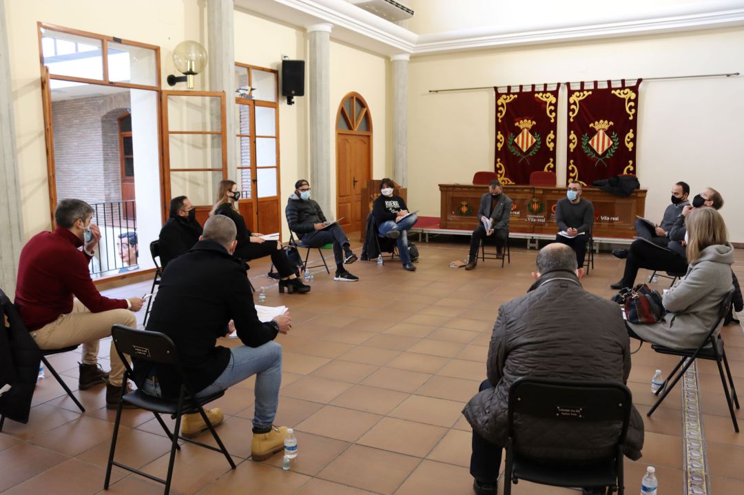 Reunión entre el Ayuntamiento de Vila-real y representantes de la hostelería y ocio Reunión entre el Ayuntamiento de Vila-real y representantes de la hostelería y ocio