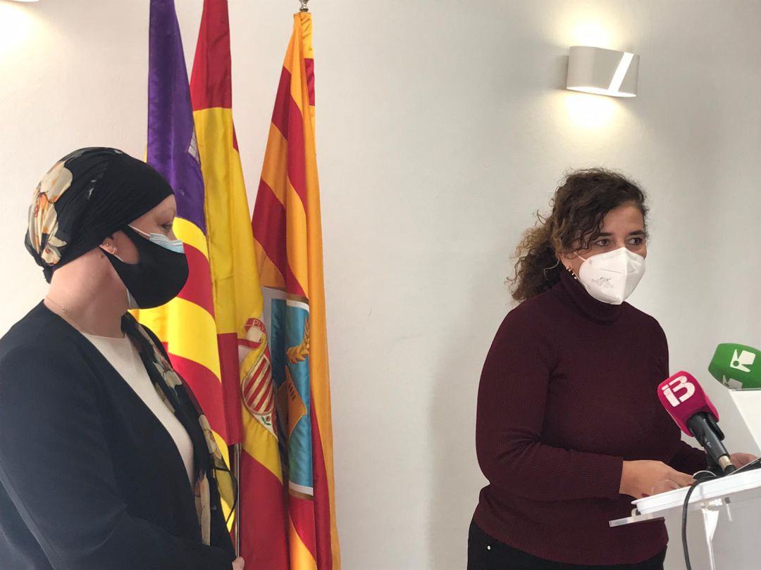 Alejandra Ferrer y Pilar Costa Alejandra Ferrer y Pilar Costa