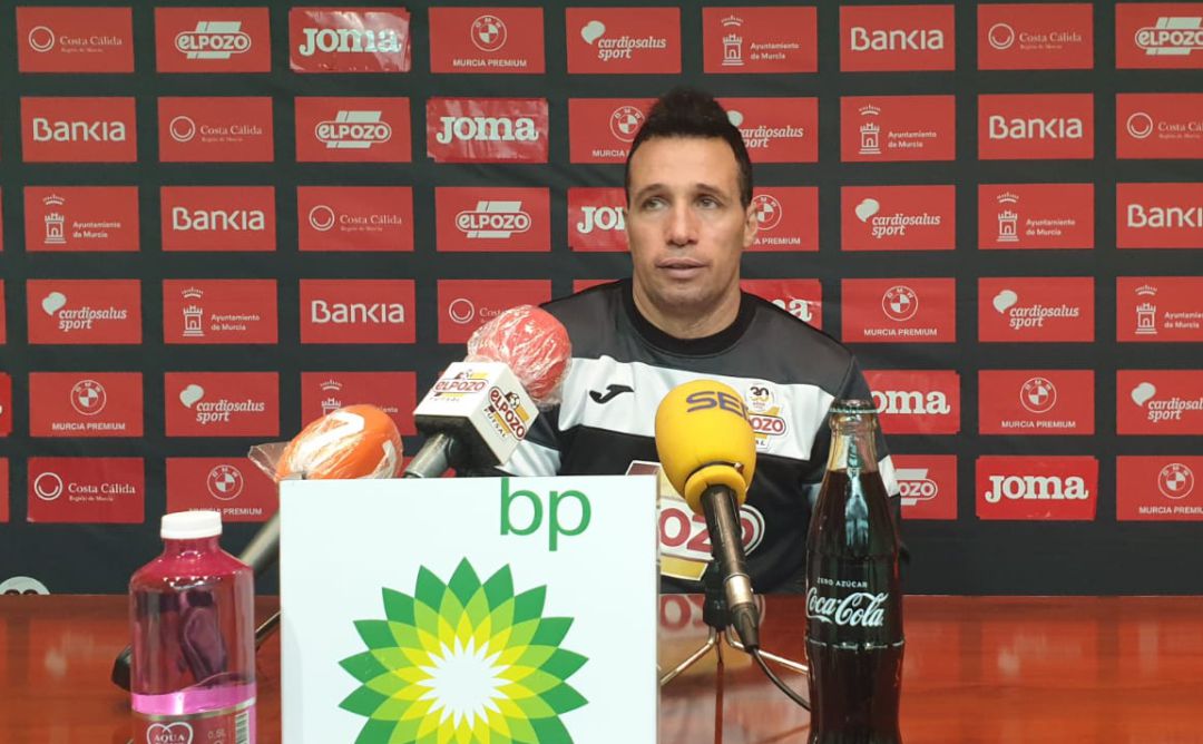 Diego Giustozzi en la sala de prensa del Palacio Diego Giustozzi en la sala de prensa del Palacio