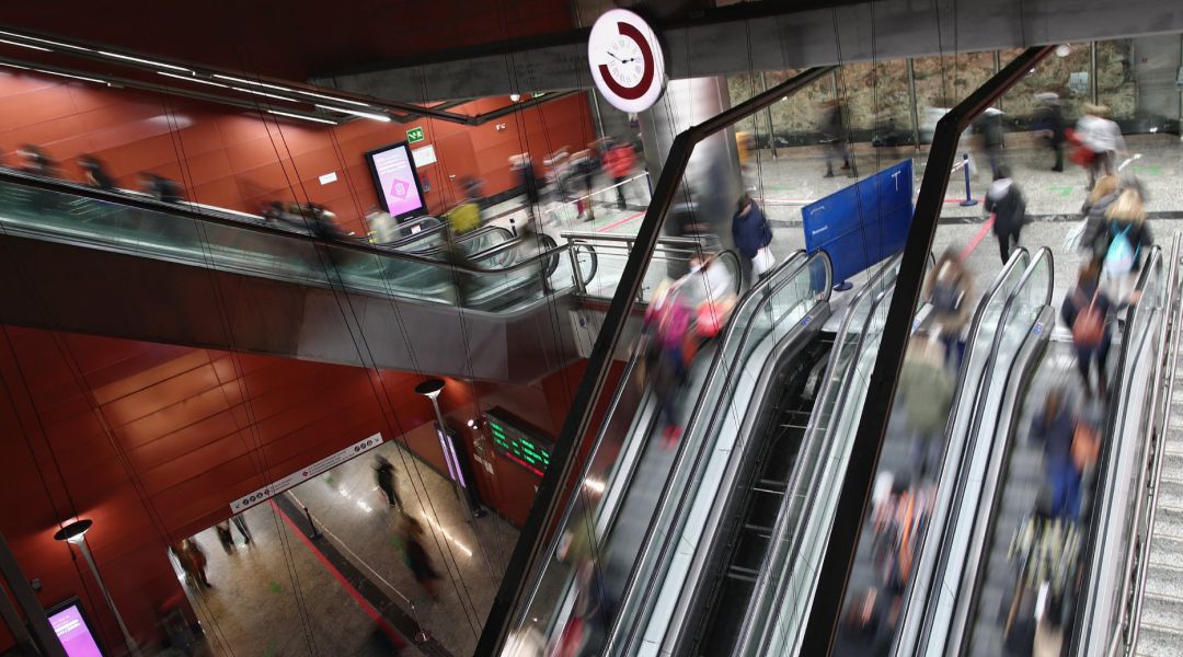 Estación de metro y cercanías de Sol, en Madrid Estación de metro y cercanías de Sol, en Madrid