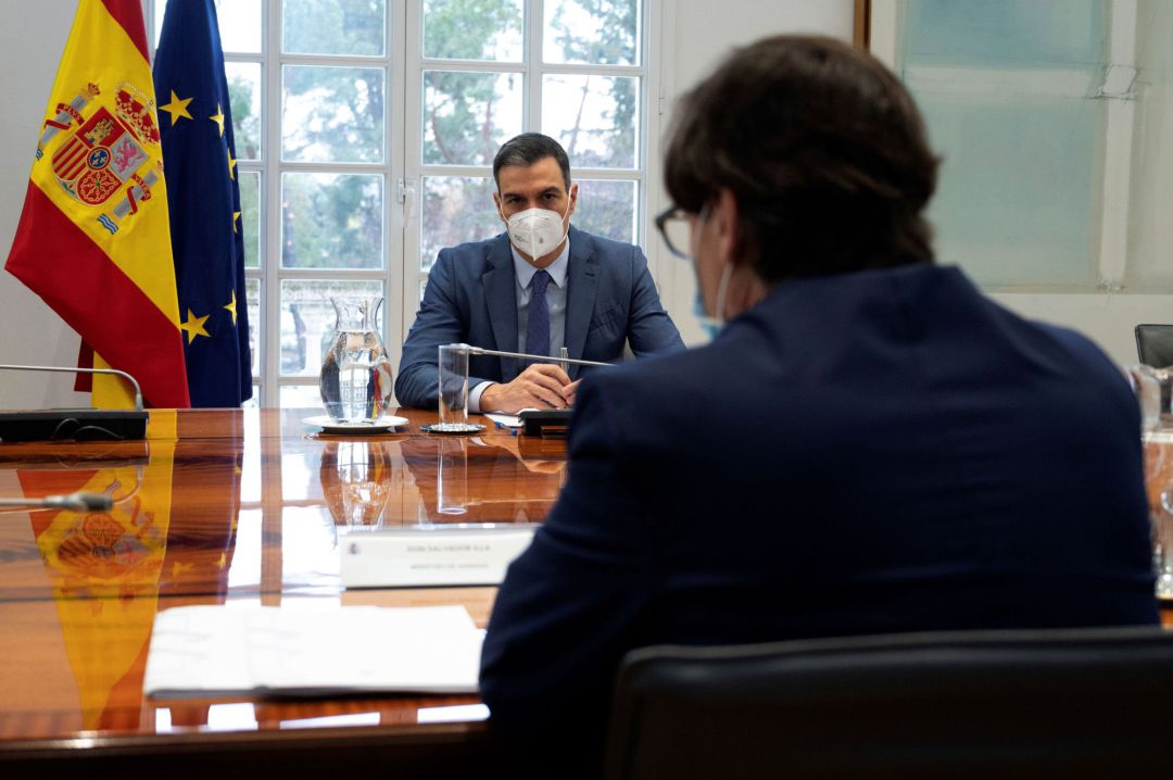 Pedro Sánchez, junto a Salador Illa Pedro Sánchez, junto a Salador Illa