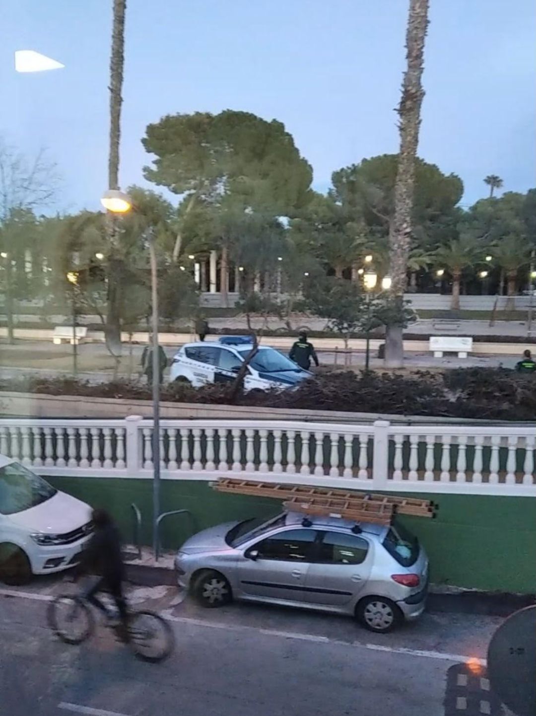 Foto del parque donde habían quedado los adolescentes para pegarse Foto del parque donde habían quedado los adolescentes para pegarse