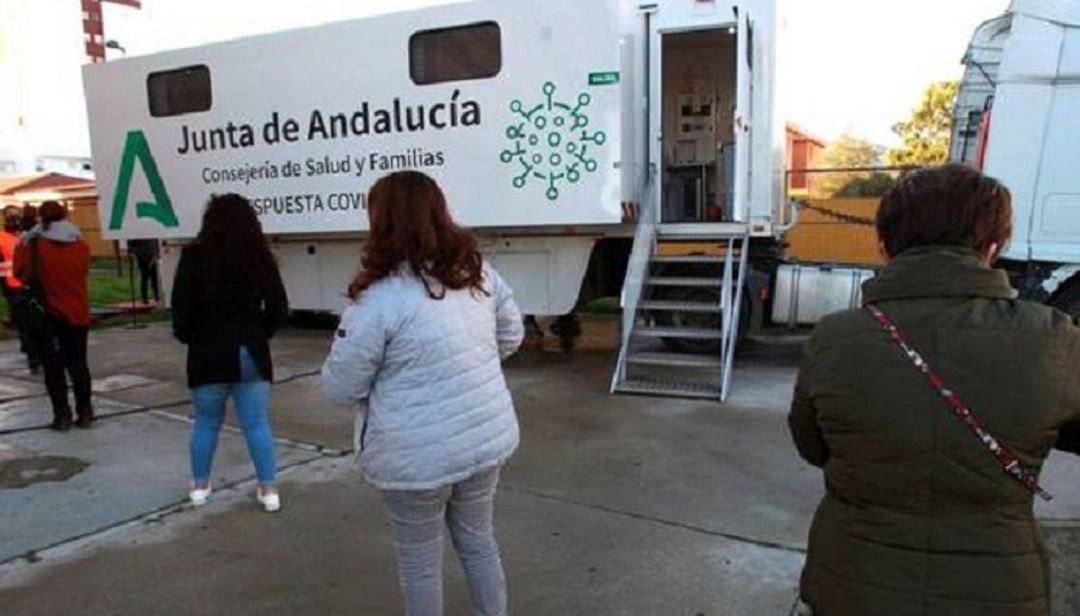 Una unidad de cribado en Algeciras. Una unidad de cribado en Algeciras.