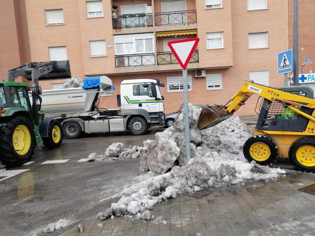 Los trabajadores de FCC han terminado de retirar la nieve de las calles de Valdemoro este fin de semana. Los trabajadores de FCC han terminado de retirar la nieve de las calles de Valdemoro este fin de semana.