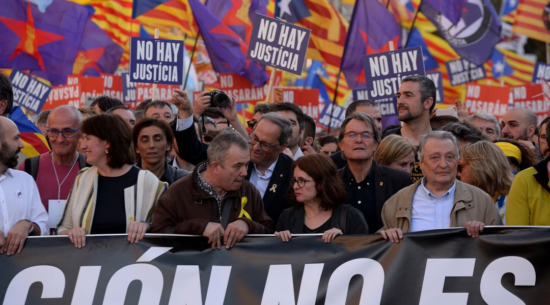 El expresidente de la Generalitat, Quim Torra, asistía junto a Artur Mas a una manifestación independentista en Madrid en marzo de 2019 (Archivo) El expresidente de la Generalitat, Quim Torra, asistía junto a Artur Mas a una manifestación independentista en Madrid en marzo de 2019 (Archivo)
