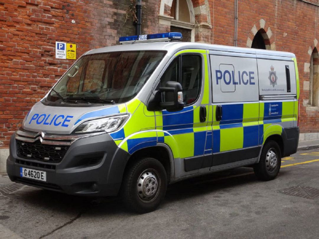 Un vehículo de la Royal Police. Un vehículo de la Royal Police.