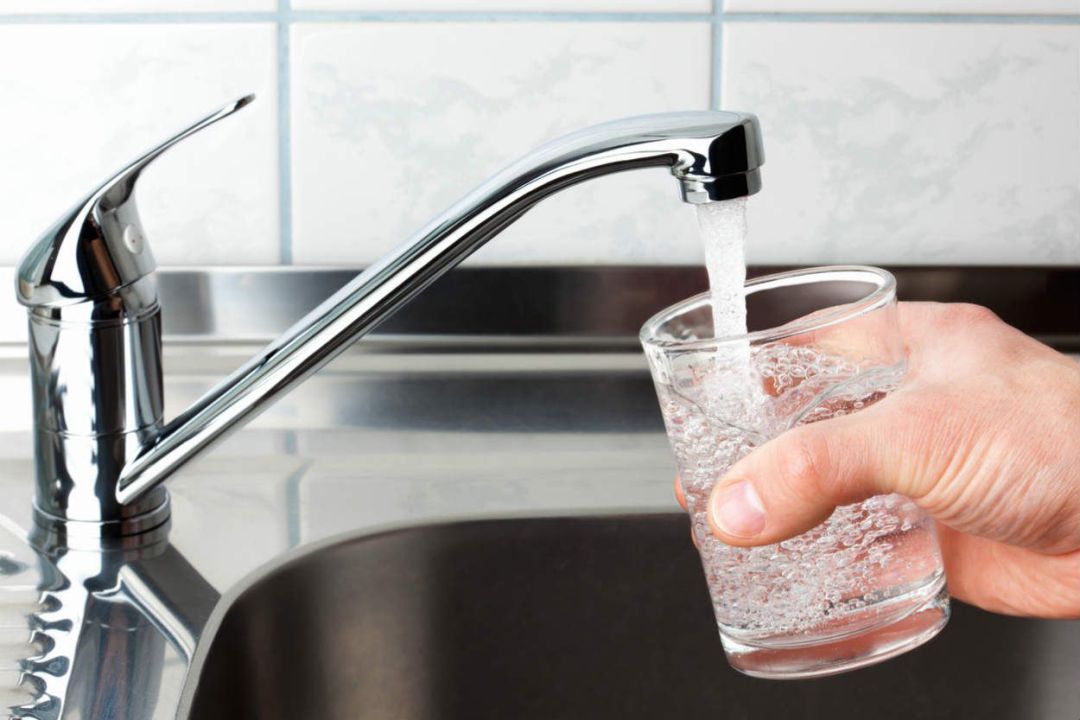 La adjudicación de la gestión del ciclo del agua fue adjudicado a Sacyr en 2005. La adjudicación de la gestión del ciclo del agua fue adjudicado a Sacyr en 2005.