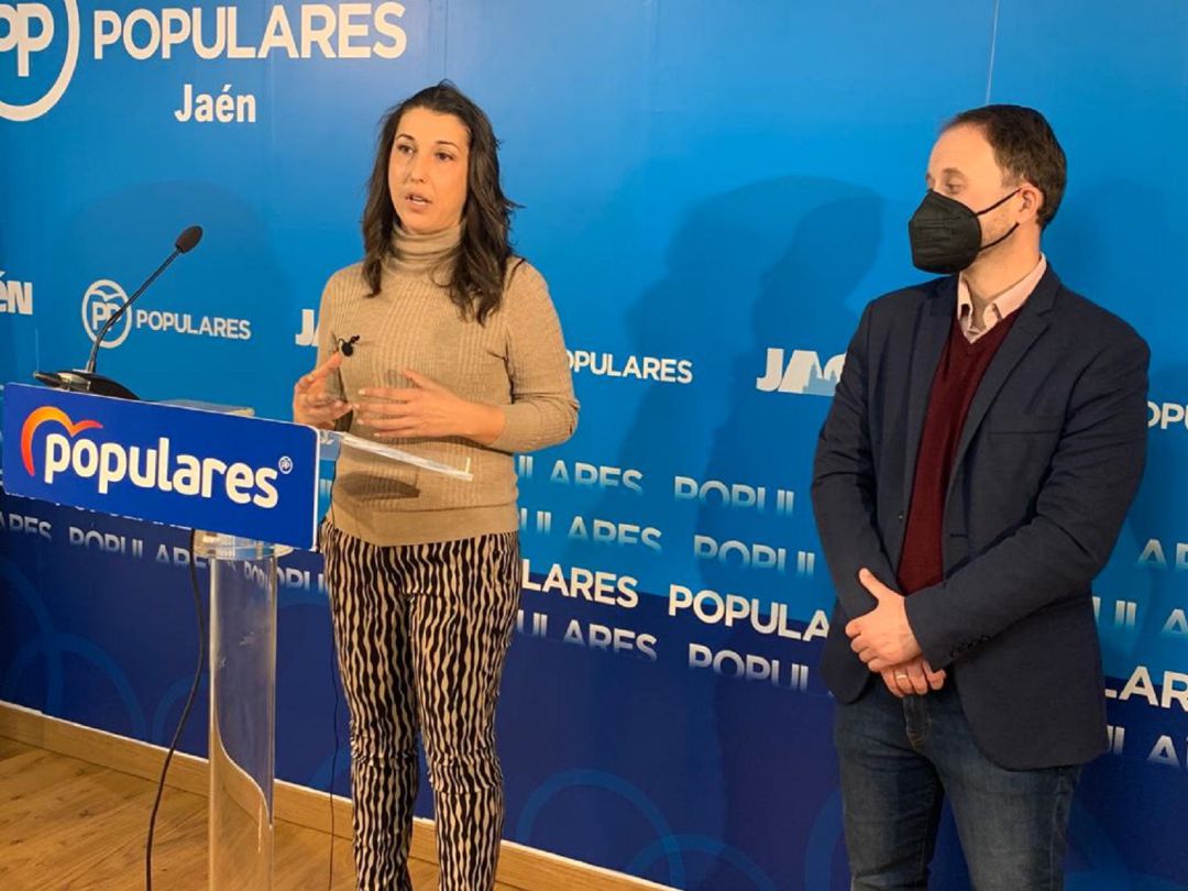 La vicesecretaria de Desarrollo Rural del PP-A Yolanda Sáez critica que el Ministro de Agricultura no escuche al sector agrario y que esté ejecuando “una convergencia acelerada” para la PAC que será muy perjudicial para el sector La vicesecretaria de Desarrollo Rural del PP-A Yolanda Sáez critica que el Ministro de Agricultura no escuche al sector agrario y que esté ejecuando “una convergencia acelerada” para la PAC que será muy perjudicial para el sector
