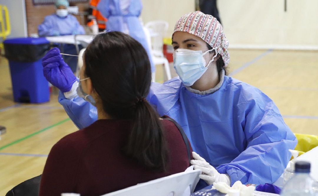 Realización de una prueba de antígenos. Realización de una prueba de antígenos.