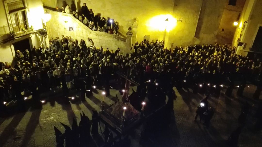 La Junta de Cofradías ha decidido por unanimidad la suspensión de los desfiles La Junta de Cofradías ha decidido por unanimidad la suspensión de los desfiles