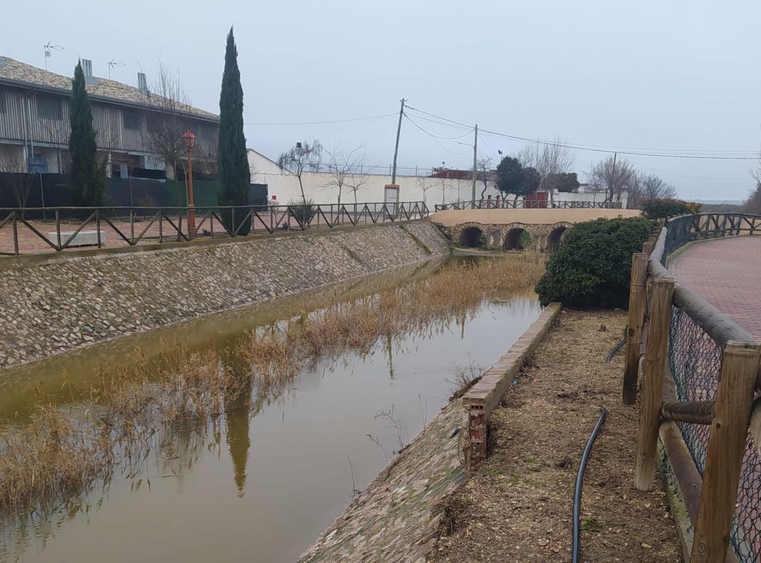 Río Záncara a su paso por El Provencio (Cuenca) con agua en su cauce tras el temporal de nieve y lluvia de enero de 2021. Río Záncara a su paso por El Provencio (Cuenca) con agua en su cauce tras el temporal de nieve y lluvia de enero de 2021.