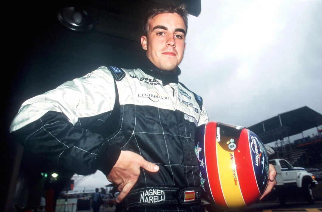 Fernando Alonso, en sus primeros momentos en la F1 con Minardi, al que llegó de la mano de Adrián Campos. Fernando Alonso, en sus primeros momentos en la F1 con Minardi, al que llegó de la mano de Adrián Campos.
