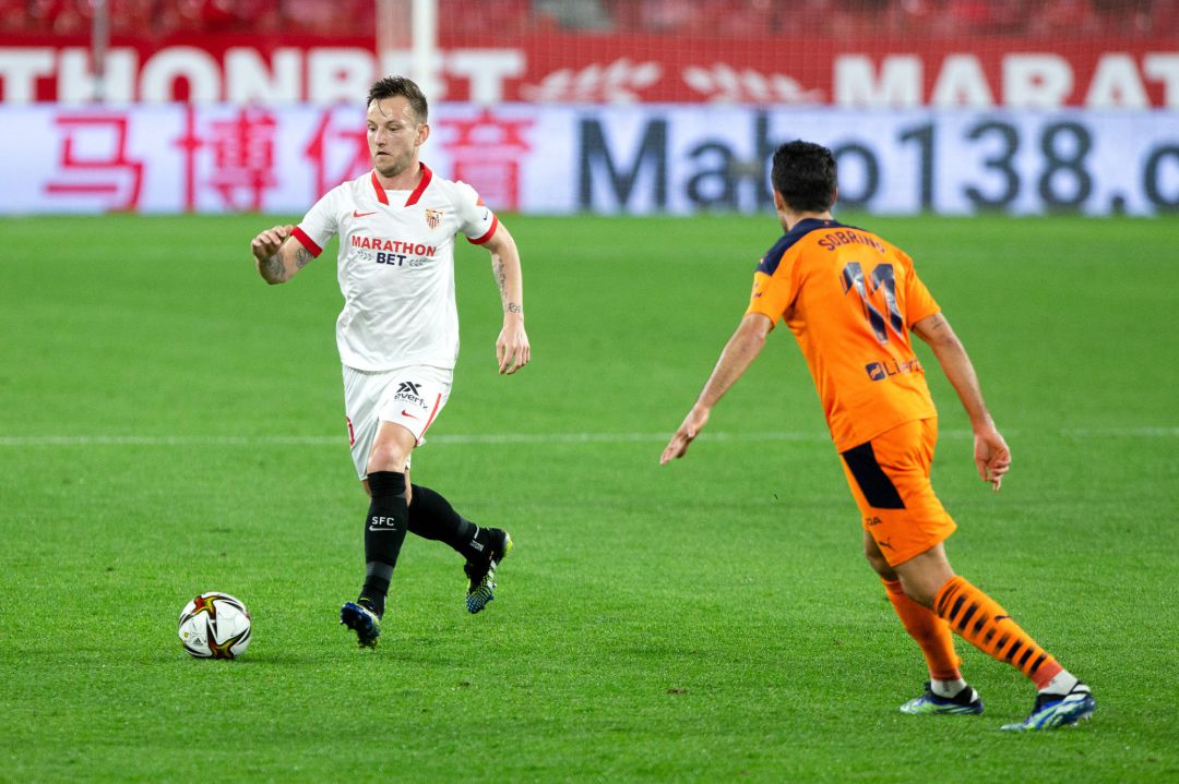 Ivan Rakitic of Sevilla and Ruben Sobrino of Valencia during 1-8 round of Copa del Rey, football match played between Sevilla Futbol Club and Valencia Club de Futbol at Ramon Sanchez Pizjuan Stadium on January 27, 2021 in Sevilla, Spain.
AFP7
ONLY FOR USE IN SPAIN Ivan Rakitic of Sevilla and Ruben Sobrino of Valencia during 1-8 round of Copa del Rey, football match played between Sevilla Futbol Club and Valencia Club de Futbol at Ramon Sanchez Pizjuan Stadium on January 27, 2021 in Sevilla, Spain.
AFP7
ONLY FOR USE IN SPAIN