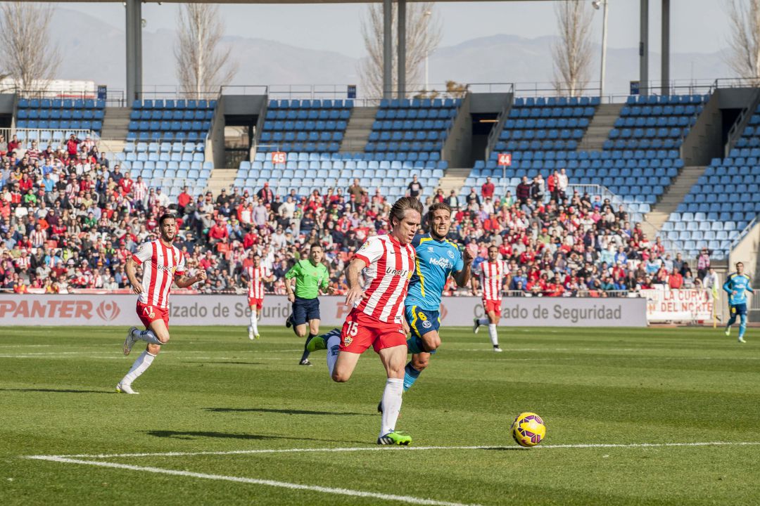 Desde 2015 no se enfrentan Almería y Sevilla en partido oficial. Desde 2015 no se enfrentan Almería y Sevilla en partido oficial.