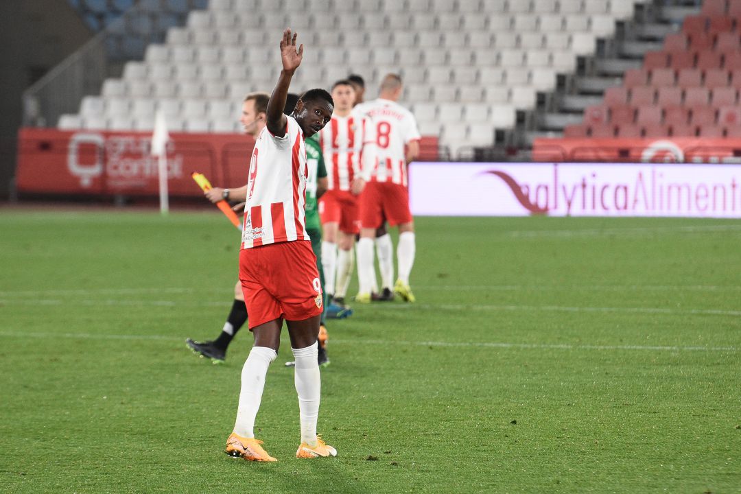 Umar Sadiq celebrando el 2-1 frente al Castellón. Umar Sadiq celebrando el 2-1 frente al Castellón.