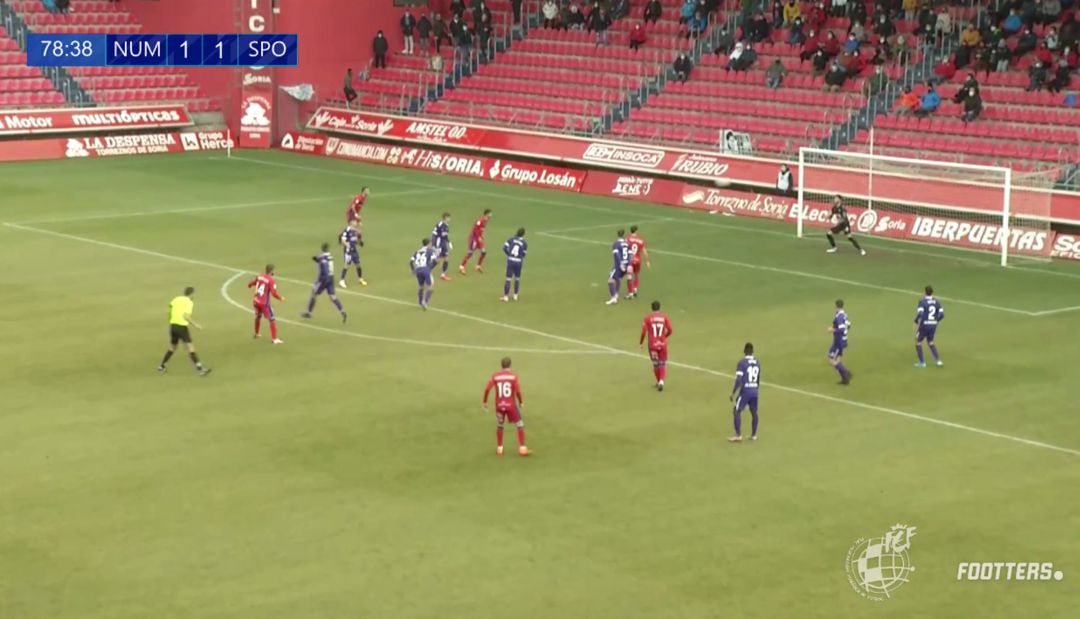 El Numancia apretó al final, pero se topó con Joel. El Numancia apretó al final, pero se topó con Joel.