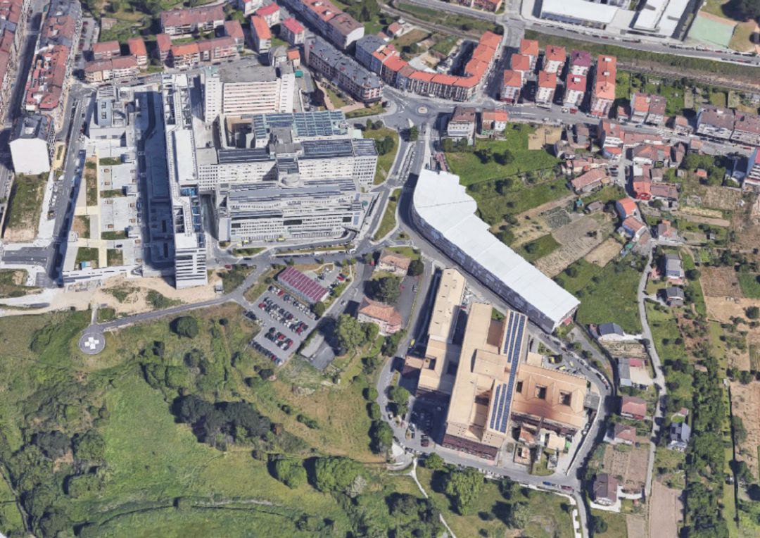 Trece personas permanecen en la UCI del CHUO Trece personas permanecen en la UCI del CHUO