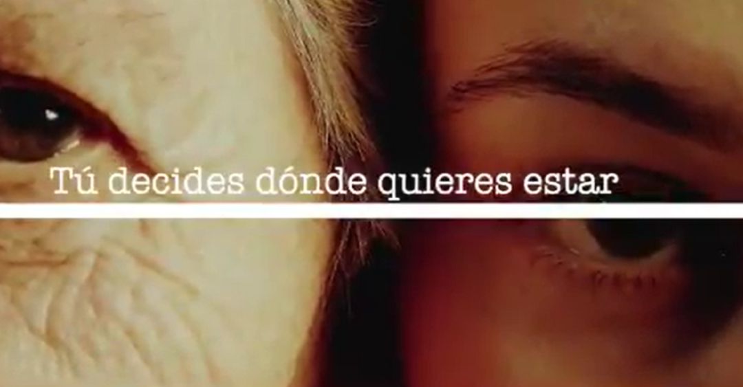 Pablo Iglesias responde a los youtubers con un vídeo sobre las bondades de tributar en España. Pablo Iglesias responde a los youtubers con un vídeo sobre las bondades de tributar en España.