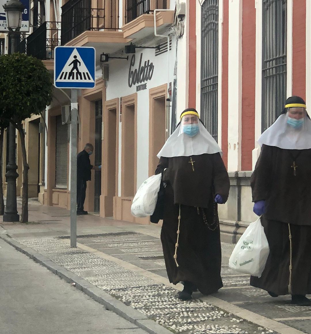 En las últimas 24 horas se han registrado 68 nuevos contagios y 10 pacientes curados en el Área Sanitaria Serranía En las últimas 24 horas se han registrado 68 nuevos contagios y 10 pacientes curados en el Área Sanitaria Serranía