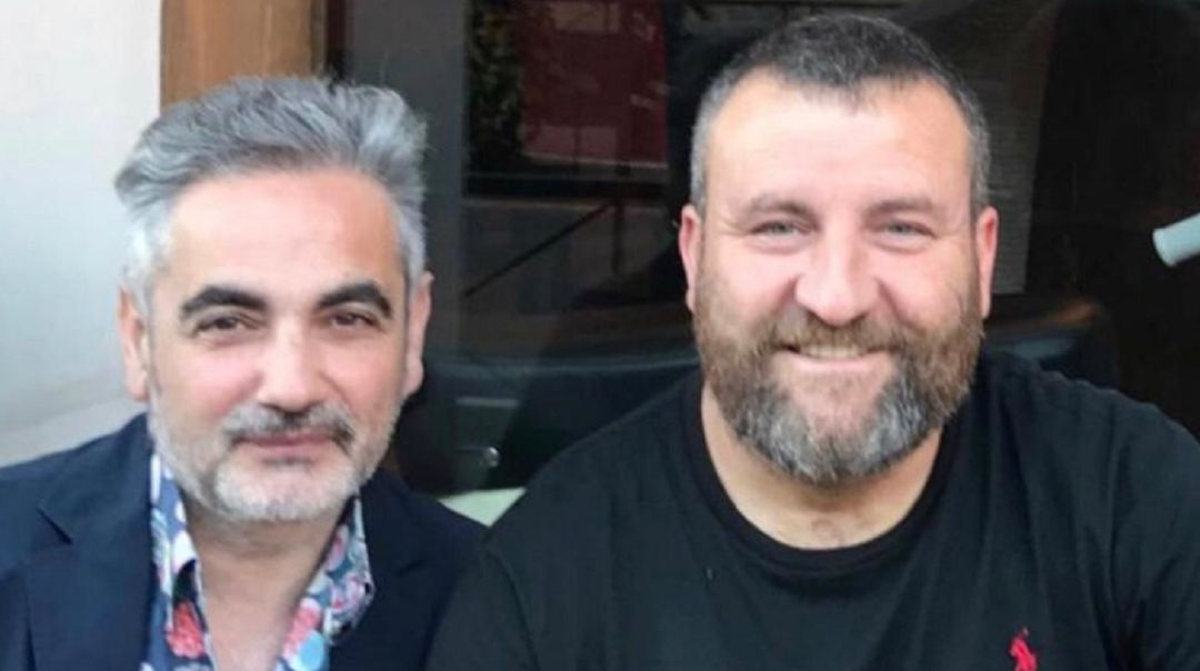 Juan Álvarez y Jorge Gómez posan en su estudio donde siguen trabajando 35 años después Juan Álvarez y Jorge Gómez posan en su estudio donde siguen trabajando 35 años después