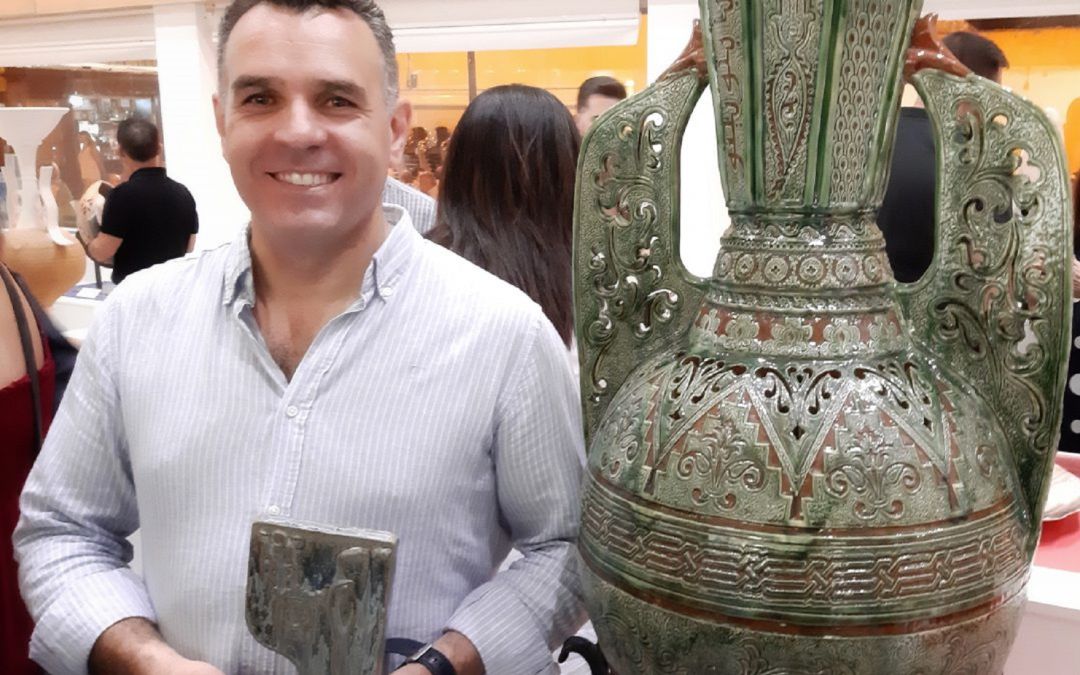 Pablo 'Tito', reelegido presidente de la Asociación de Artesanos Pablo 'Tito', reelegido presidente de la Asociación de Artesanos