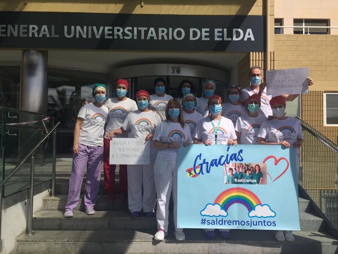 Los sanitarios piden responsabilidad para reducir los contagios Los sanitarios piden responsabilidad para reducir los contagios