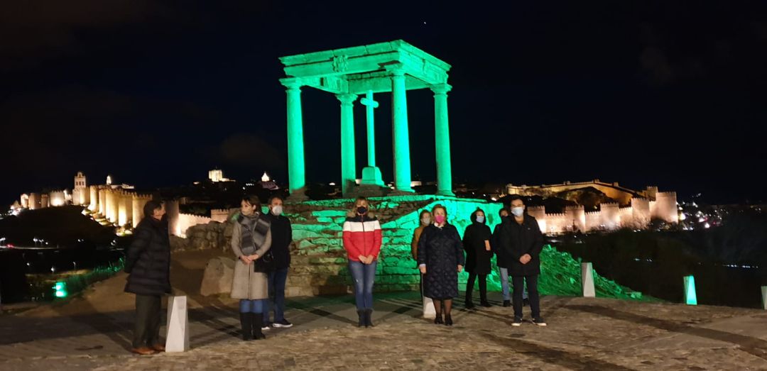 Los Cuatro Postes y el Torreón de los Guzmanes se han iluminado de verde este 4 de febrero por el Día Mundial del Cáncer Los Cuatro Postes y el Torreón de los Guzmanes se han iluminado de verde este 4 de febrero por el Día Mundial del Cáncer