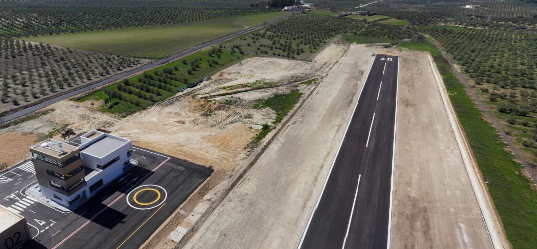 Centro de vuelo ATLAS de Villacarrillo. Centro de vuelo ATLAS de Villacarrillo.