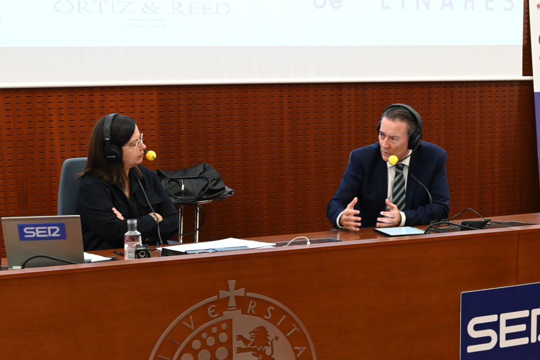 Angels Barceló entrevista a Raúl Caro, alcalde de Linares Angels Barceló entrevista a Raúl Caro, alcalde de Linares